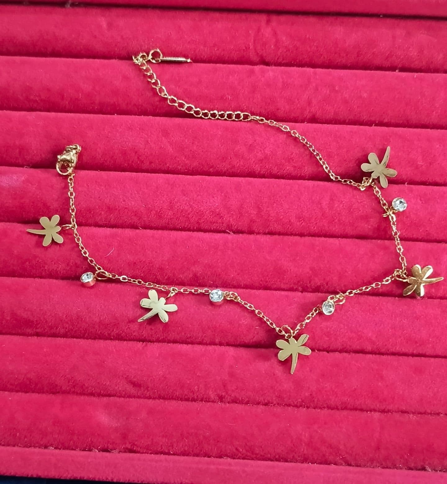 Fancy flower bracelet