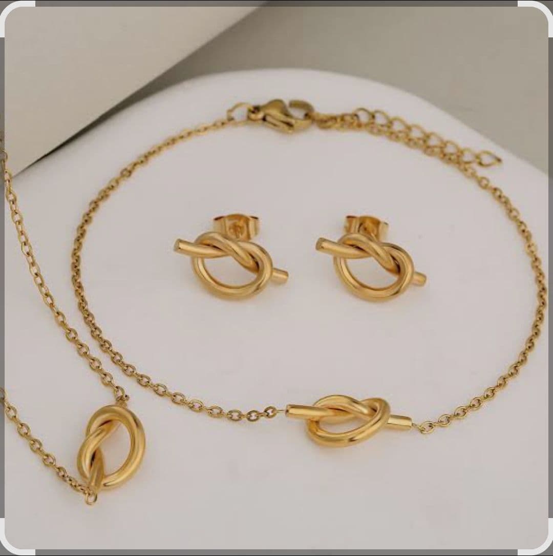 Knot set